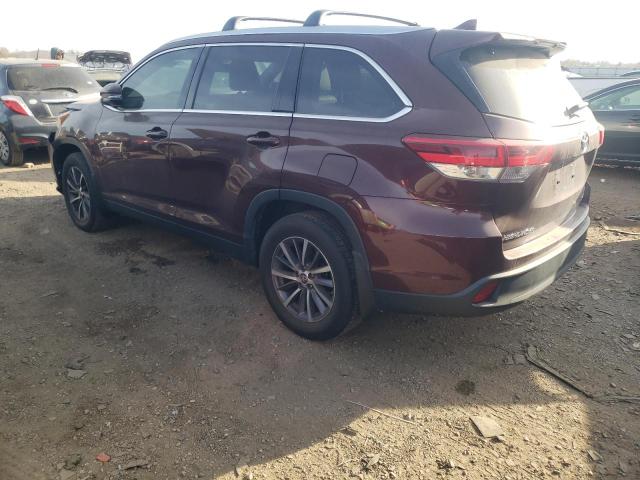 Изображение 2 2019 TOYOTA HIGHLANDER SE 2019 с VIN 5TDJZRFH8KS983747