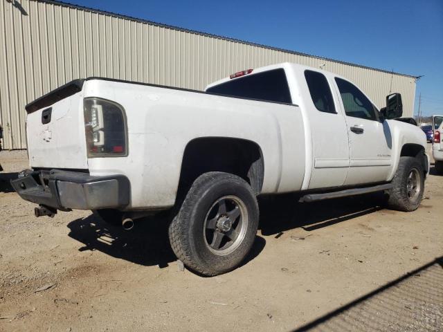 Image 3 of 2011 CHEVROLET SILVERADO C1500  LS 2011 with VIN 1GCRCREA4BZ239814