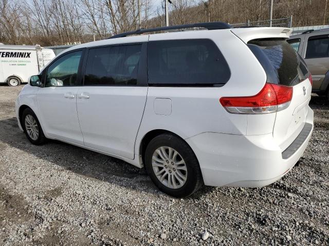 Obraz 2 z 2014 TOYOTA SIENNA XLE 2014 z VIN 5TDYK3DC6ES482772
