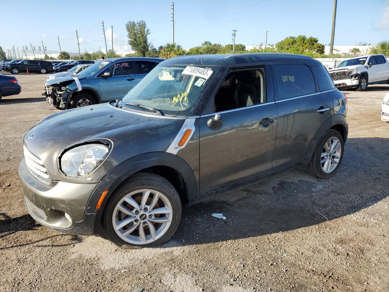 Obraz 1 z 2013 MINI COOPER COUNTRYMAN 2013 z VIN WMWZB3C55DWM09587