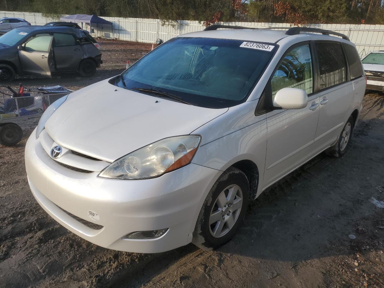 Изображение 2006 TOYOTA SIENNA XLE 2006