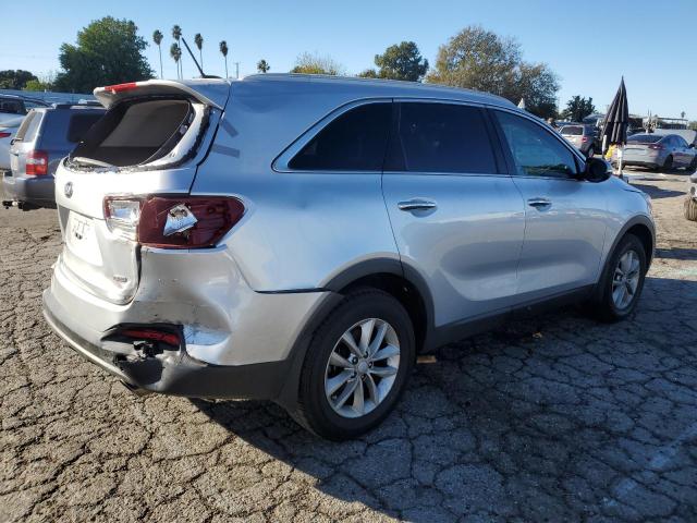 Image 3 of 2017 KIA SORENTO LX 2017 with VIN 5XYPG4A39HG304184