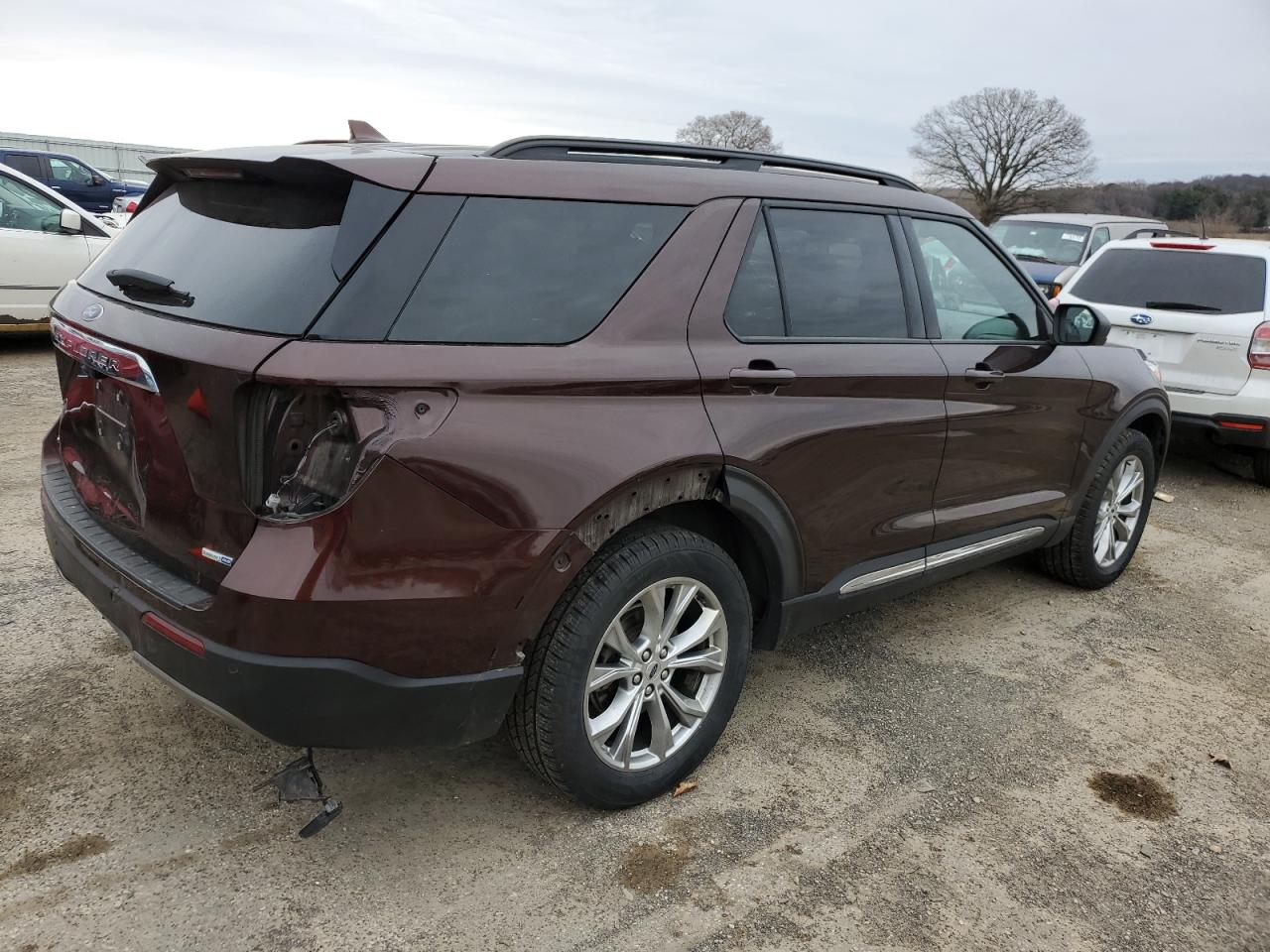 Obraz 3 z 2020 FORD EXPLORER XLT 2020 z VIN 1FMSK8DH7LGB61650