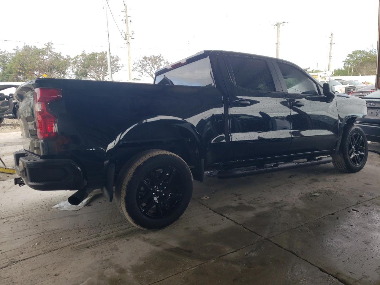 Изображение 3 2023 CHEVROLET SILVERADO K1500 CUSTOM 2023 с VIN 1GCPDBEK5PZ320610