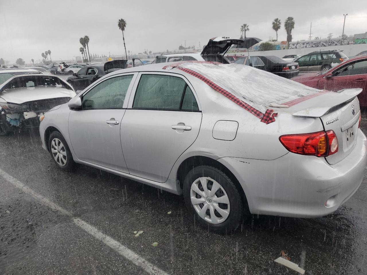 Изображение 2 2010 TOYOTA COROLLA BASE 2010 с VIN 1NXBU4EE6AZ192748
