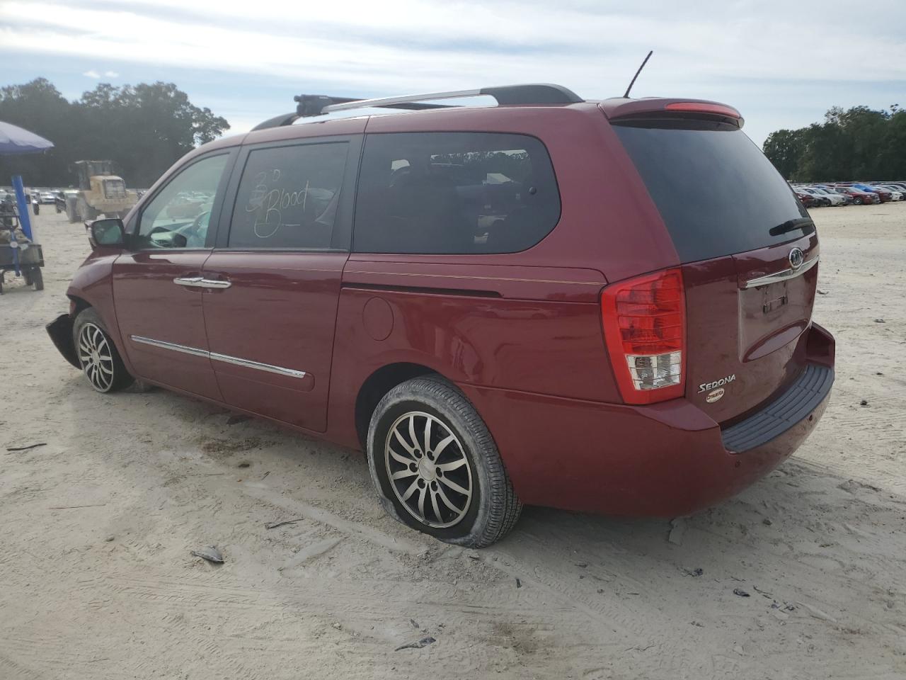 Image 2 of 2011 KIA SEDONA EX 2011 with VIN KNDMH4C75B6377336