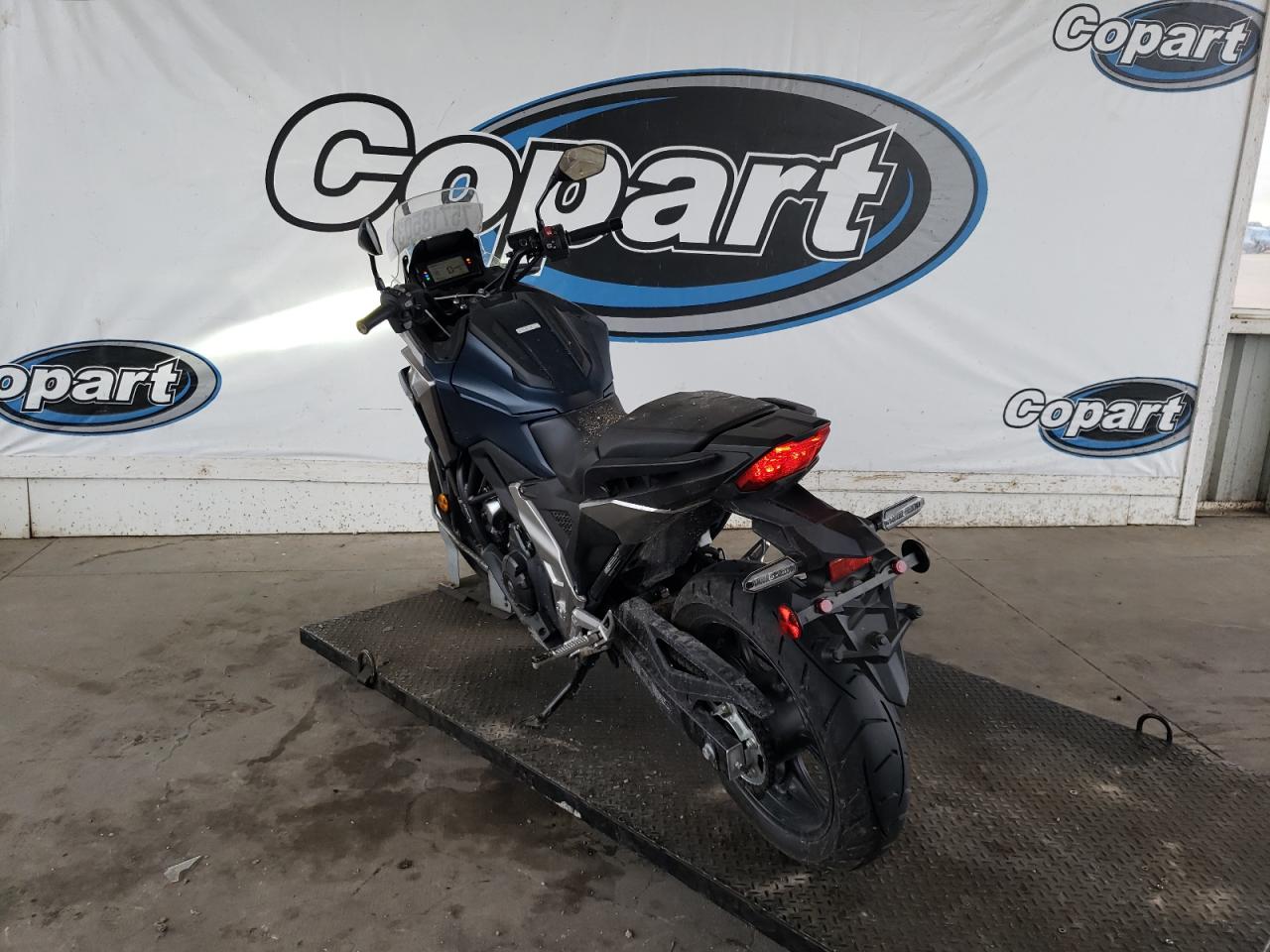 Obraz 3 z 2023 HONDA NC750 XD 2023 z VIN JH2RH0915PK200406