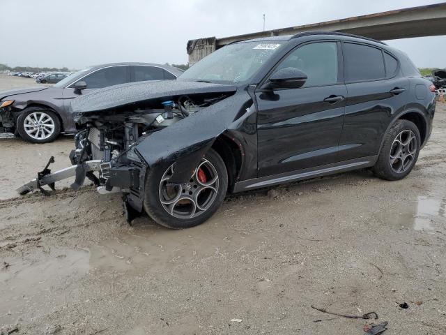 Image 1 of 2022 ALFA ROMEO STELVIO TI 2022 with VIN ZASPAKBN2N7D28817