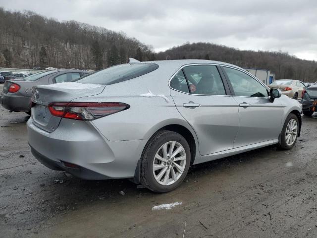 Obraz 3 z 2022 TOYOTA CAMRY LE 2022 z VIN 4T1C11BK6NU069415