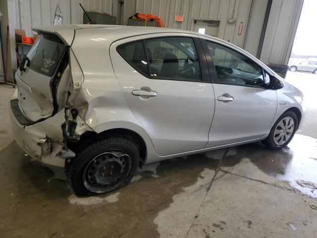 Obraz 3 z 2013 TOYOTA PRIUS C  2013 z VIN JTDKDTB33D1545549
