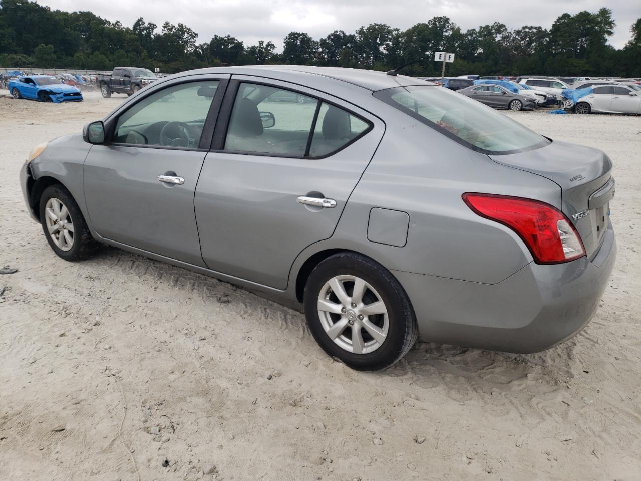 Изображение 2 2012 NISSAN VERSA S 2012 с VIN 3N1CN7AP1CL812081