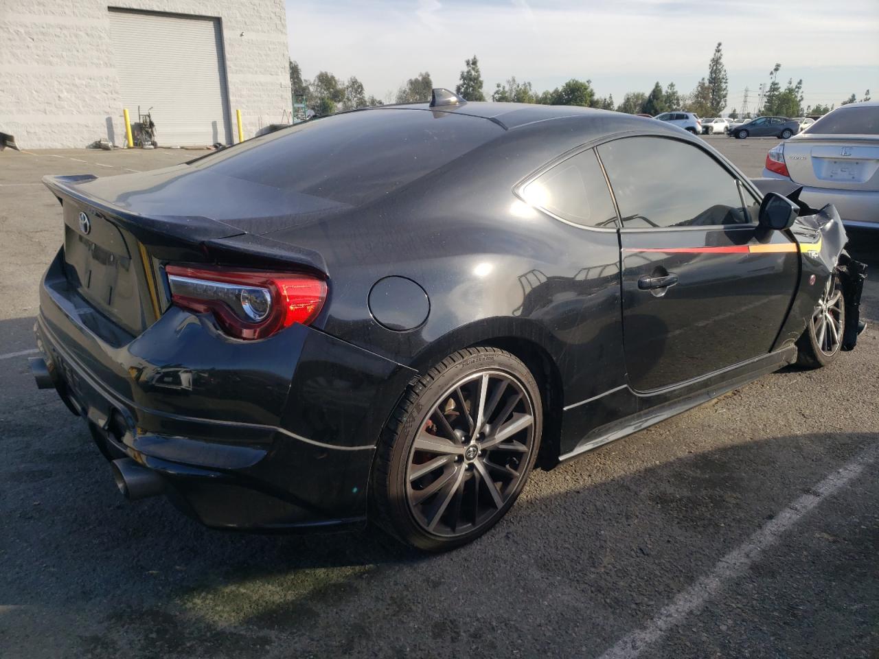 Obraz 3 z 2019 TOYOTA 86 GT 2019 z VIN JF1ZNAE14K9701449