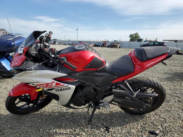 Obraz 3 z 2015 YAMAHA YZFR3  2015 z VIN MH3RH06Y2FK008516