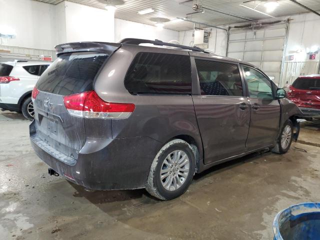 Изображение 3 2011 TOYOTA SIENNA XLE 2011 с VIN 5TDYK3DC7BS143644