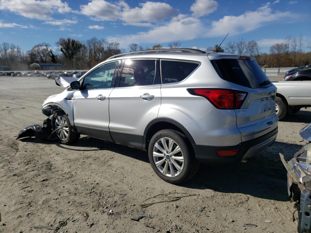 Obraz 2 z 2019 FORD ESCAPE SEL 2019 z VIN 1FMCU9HDXKUA39540