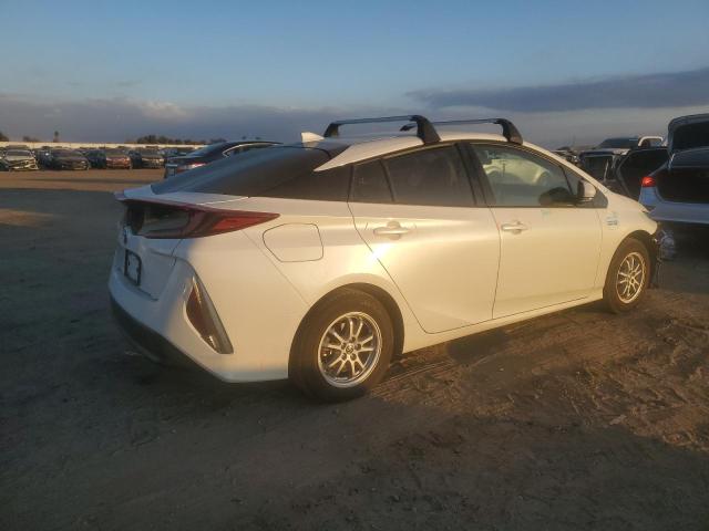 Image 3 of 2019 TOYOTA PRIUS PRIME  2019 with VIN JTDKARFP6K3115590
