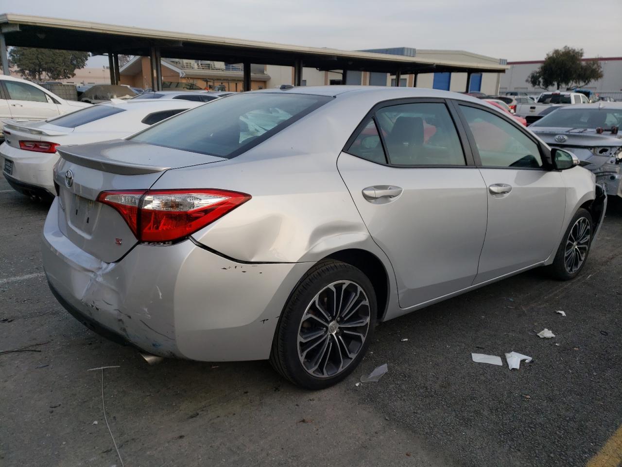 Image 3 of 2016 TOYOTA COROLLA L 2016 with VIN 5YFBURHE6GP521516