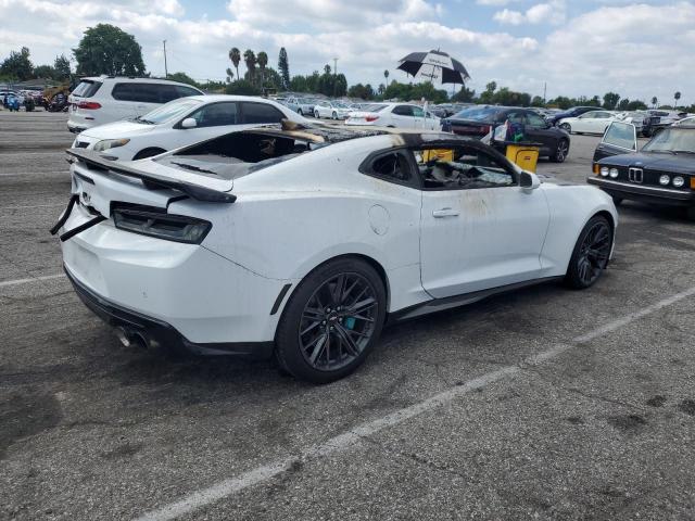 Изображение 3 2018 CHEVROLET CAMARO ZL1 2018 с VIN 1G1FK1R69J0141614
