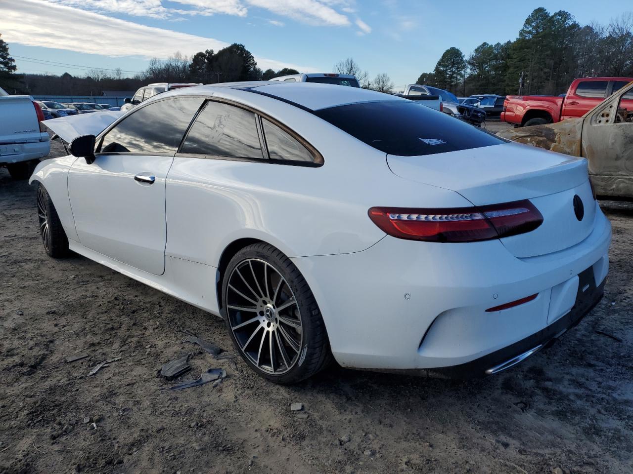 Изображение 2 2020 MERCEDES-BENZ E 450 2020 с VIN W1K1J6HB9LF137360