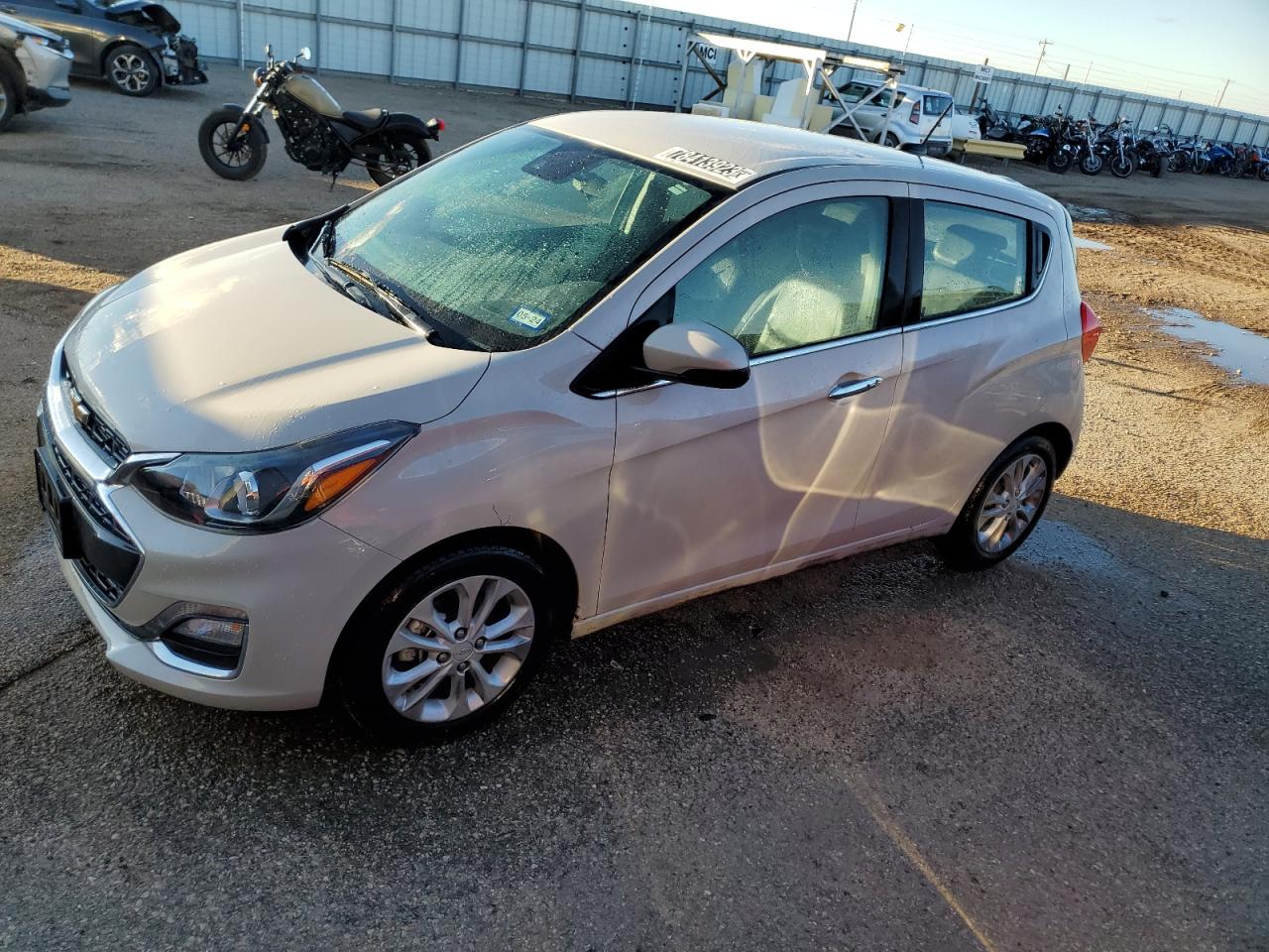 Изображение 1 2020 CHEVROLET SPARK 2LT 2020 с VIN KL8CF6SA1LC468237