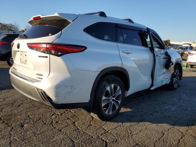 Obraz 3 z 2021 TOYOTA HIGHLANDER HYBRID XLE 2021 z VIN 5TDHBRCH2MS518410