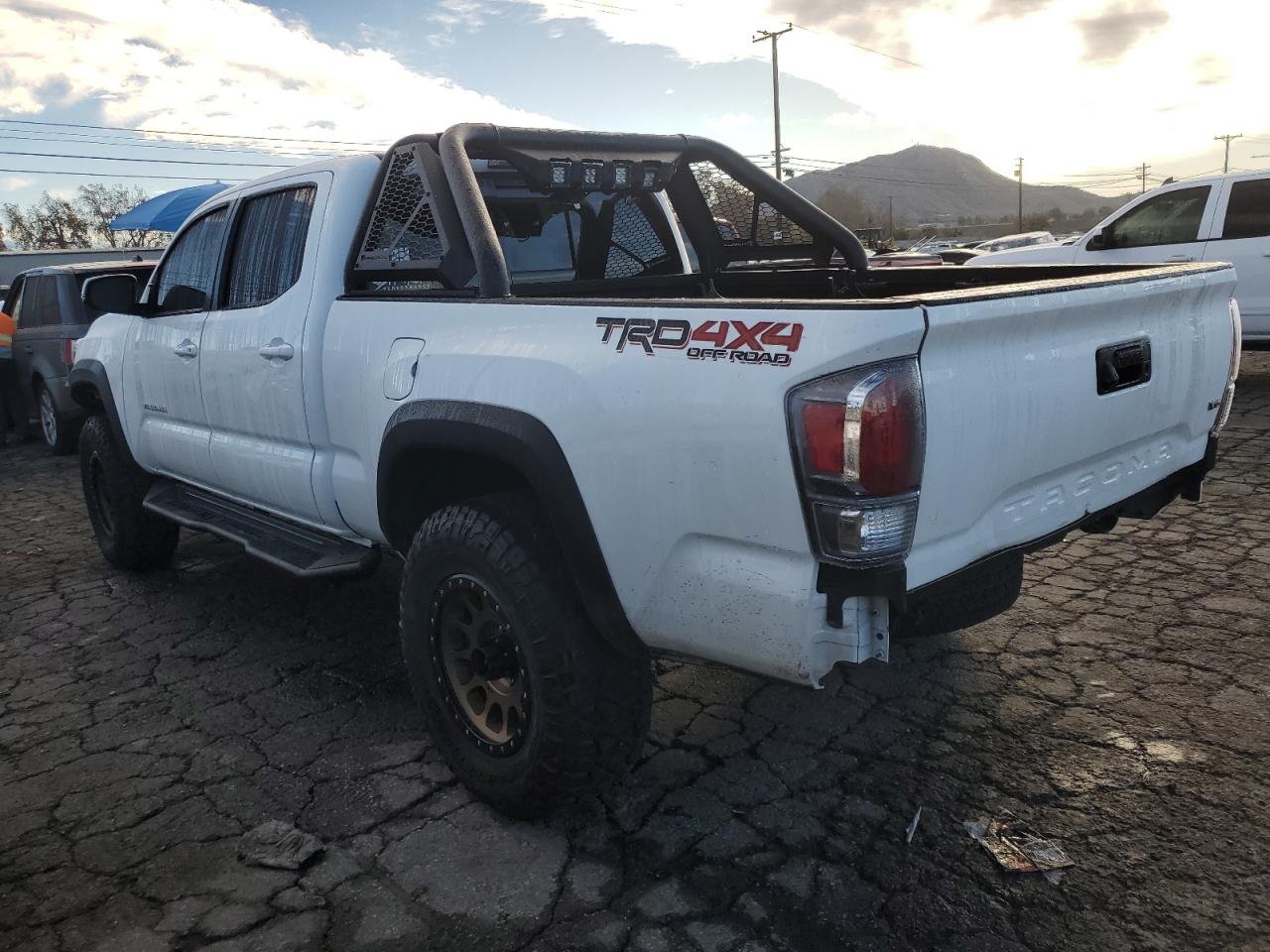 Image 2 of 2023 TOYOTA TACOMA DOUBLE CAB 2023 with VIN 3TMDZ5BN4PM144137