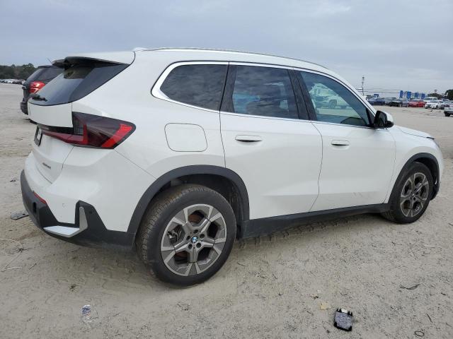 Obraz 3 z 2023 BMW X1 XDRIVE28I 2023 z VIN WBX73EF00P5W42096