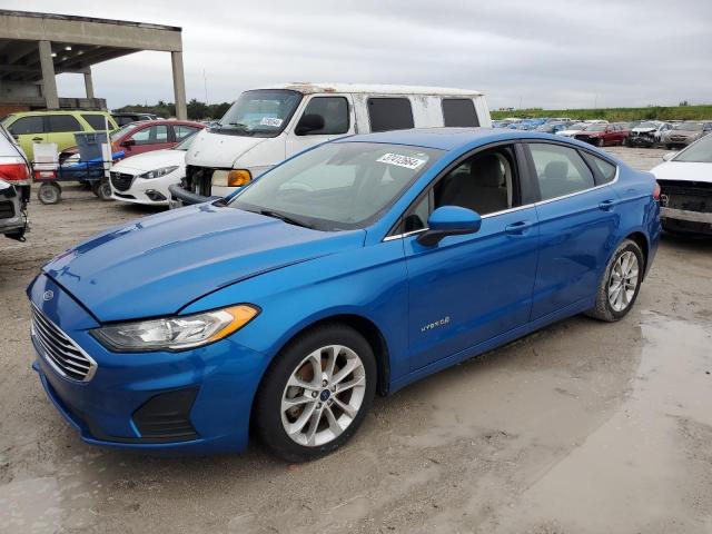 Image 1 of 2019 FORD FUSION SE 2019 with VIN 3FA6P0LU3KR120839