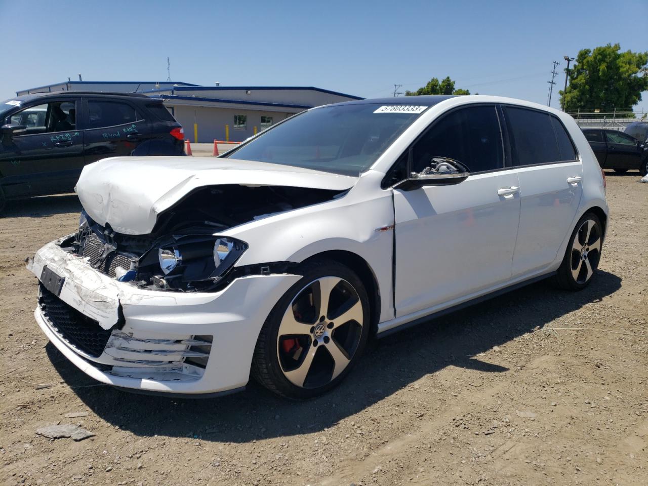 Image 1 of 2015 VOLKSWAGEN GTI  2015 with VIN 3VW5T7AU2FM032118