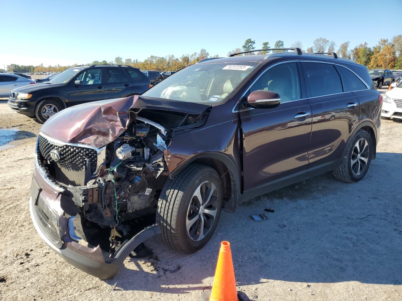 Image 1 of 2018 KIA SORENTO EX 2018 with VIN 5XYPH4A52JG387185