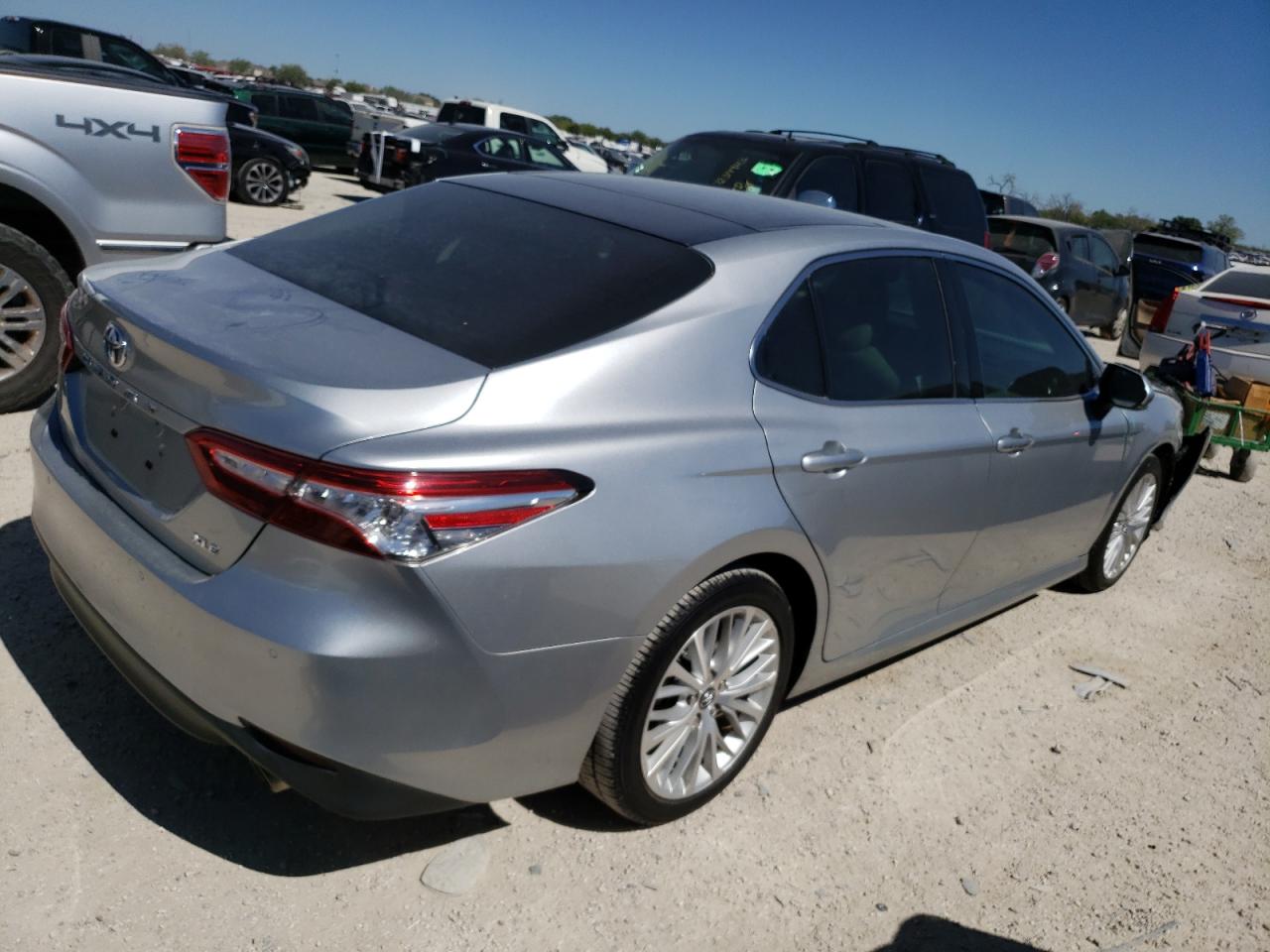 Image 3 of 2018 TOYOTA CAMRY L 2018 with VIN 4T1B11HK4JU013289
