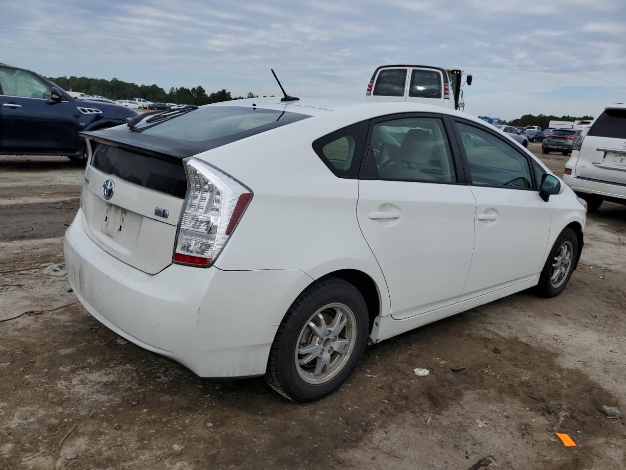 Изображение 3 2011 TOYOTA PRIUS  2011 с VIN JTDKN3DU3B0304709