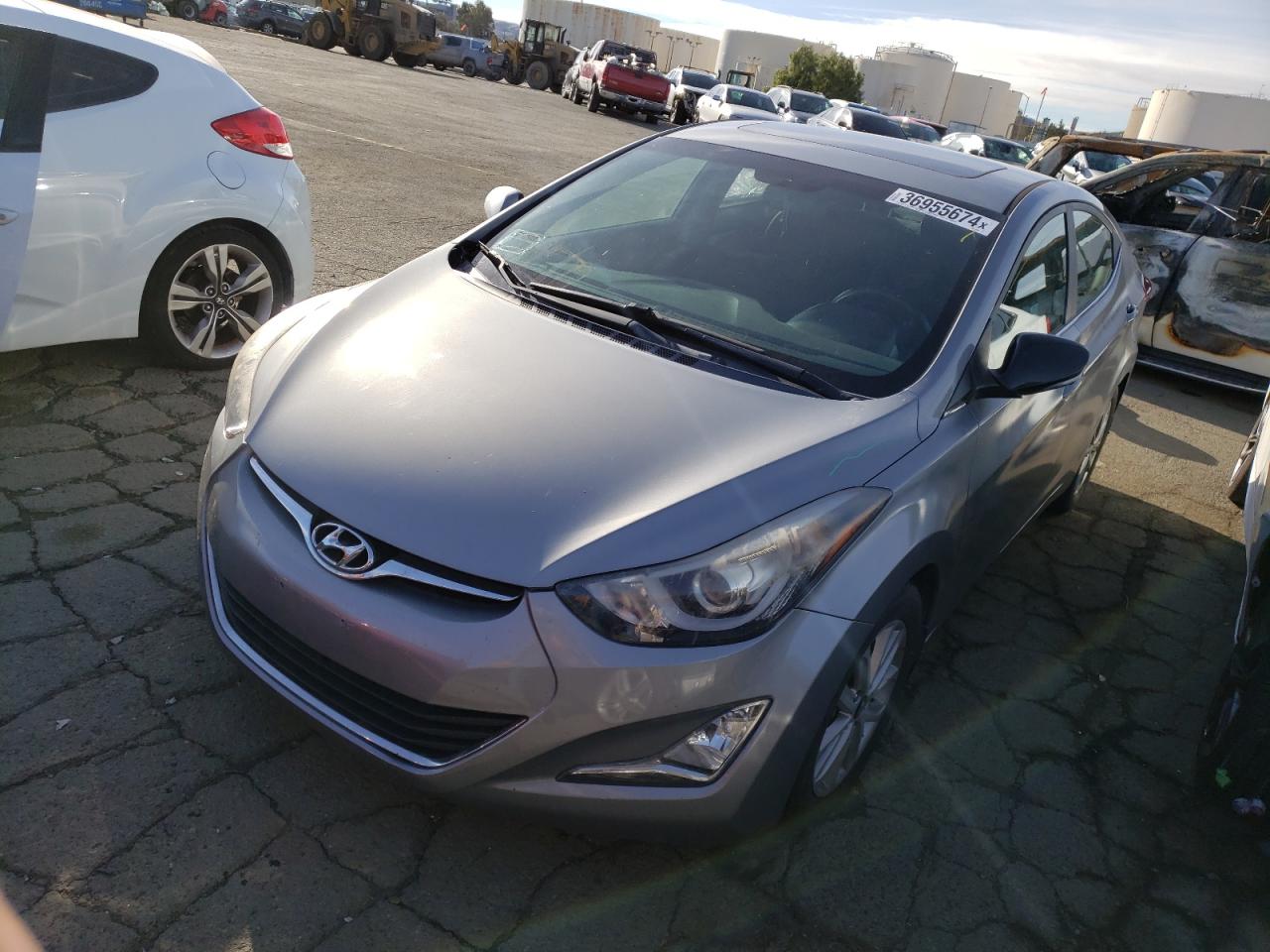 Изображение 1 2015 HYUNDAI ELANTRA SE 2015 с VIN KMHDH4AE6FU345008