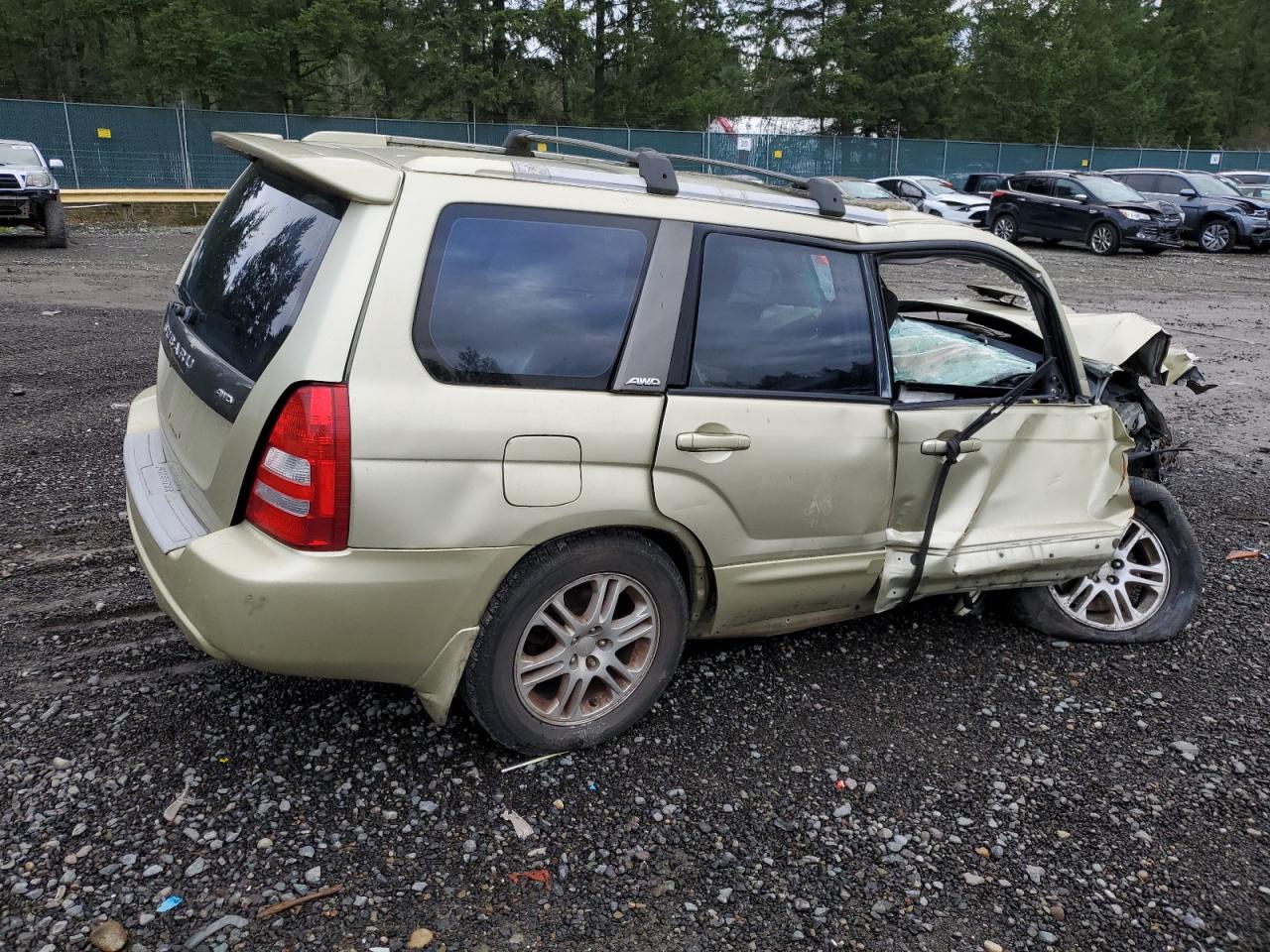 Image 3 of 2004 SUBARU FORESTER 2.5XT 2004 with VIN JF1SG69634H745031
