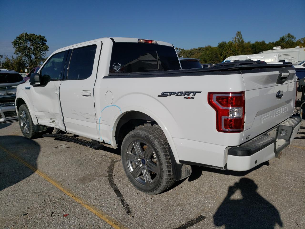 Obraz 2 z 2018 FORD F150 SUPERCREW 2018 z VIN 1FTEW1E56JKF27724