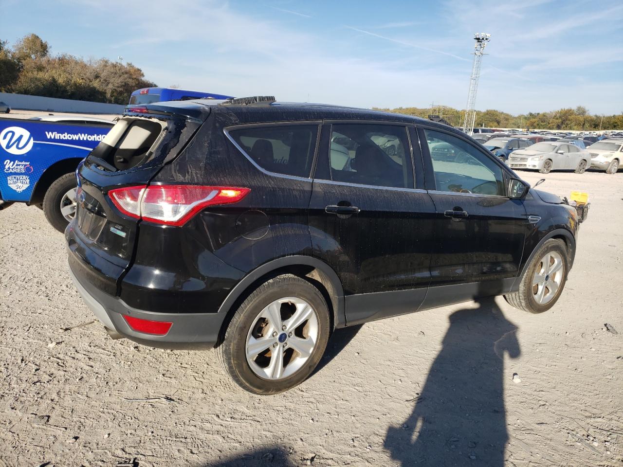 Image 3 of 2016 FORD ESCAPE SE 2016 with VIN 1FMCU0G99GUB58731