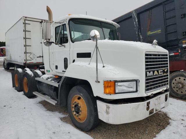2001 MACK 600 CH600 2001 image