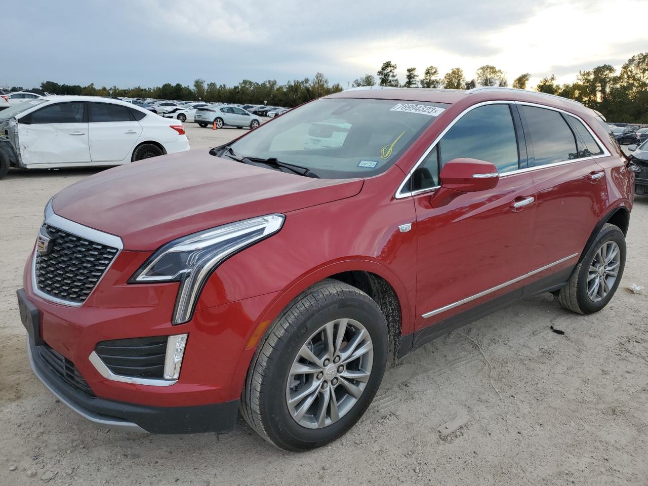 Obraz 1 z 2022 CADILLAC XT5 PREMIUM LUXURY 2022 z VIN 1GYKNCRS8NZ118150