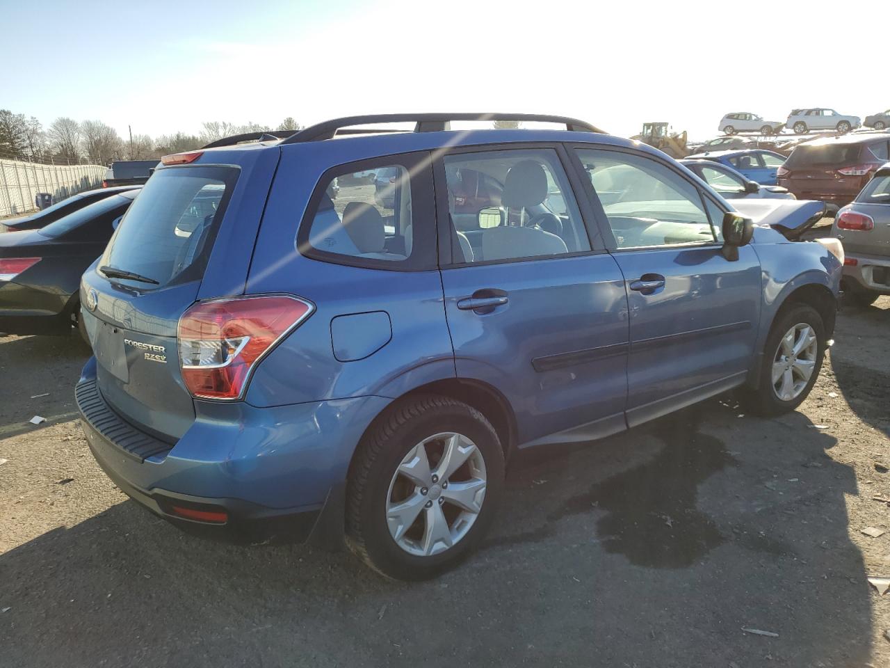Obraz 3 z 2015 SUBARU FORESTER 2.5I 2015 z VIN JF2SJABC0FH546778