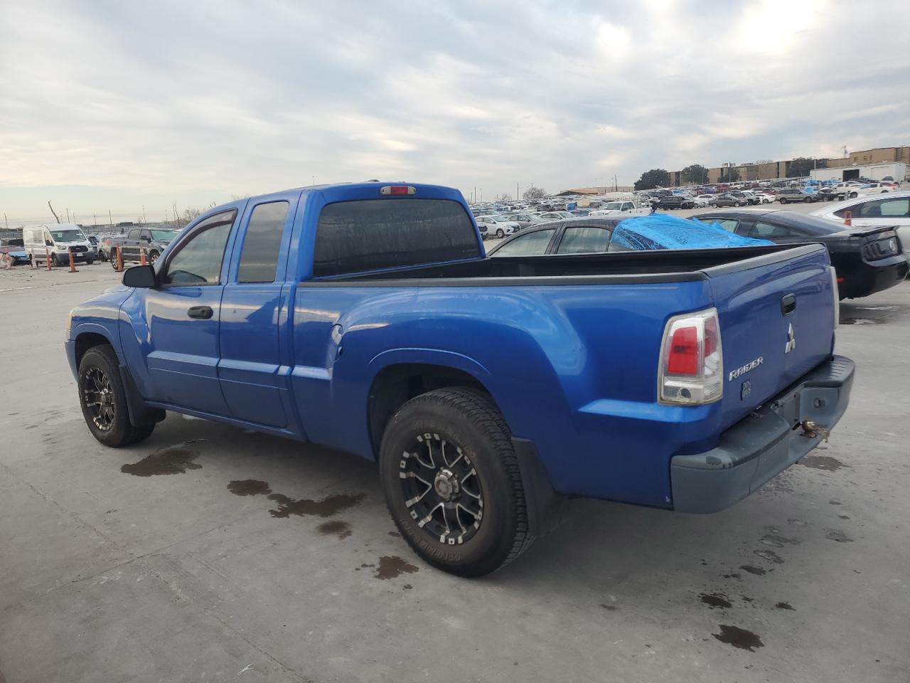 Obraz 2 z 2007 MITSUBISHI RAIDER LS 2007 z VIN 1Z7HC22K07S213182