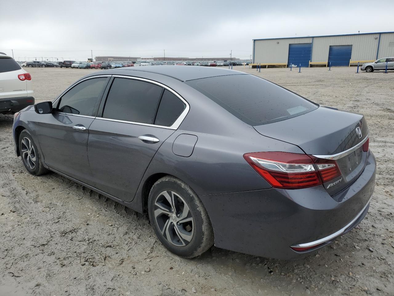 Obraz 2 z 2016 HONDA ACCORD LX 2016 z VIN 1HGCR2F34GA099010