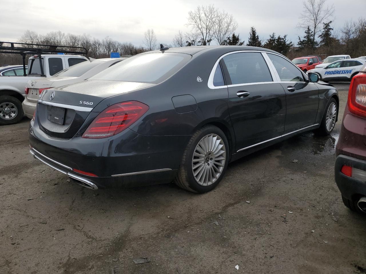 Image 3 of Mercedes-Benz S Mercedes-Maybach S560 4Matic 2018 with VIN WDDUX8GBXJA358372