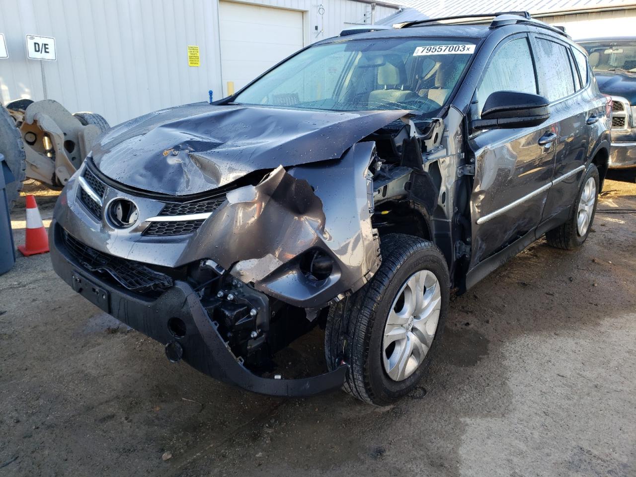 Obraz 1 z 2015 TOYOTA RAV4 LE 2015 z VIN JTMBFREV0FJ034541