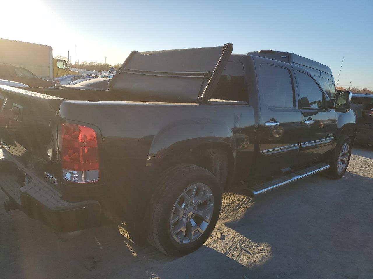 Obraz 3 z 2012 GMC SIERRA K1500 DENALI 2012 z VIN 3GTP2XE22CG291788