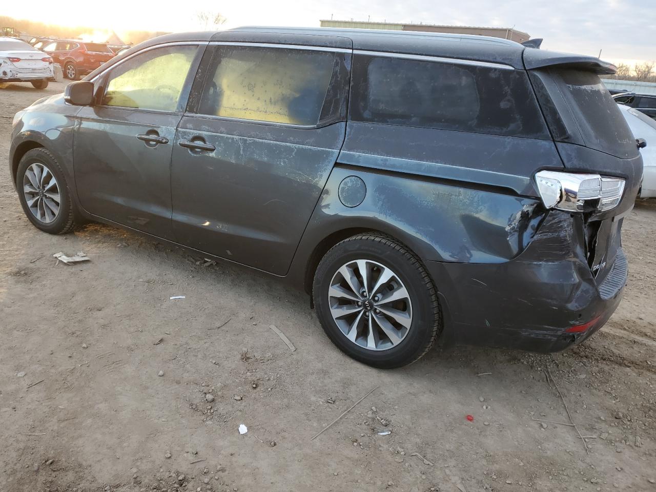 Obraz 2 z 2015 KIA SEDONA EX 2015 z VIN KNDMC5C14F6018064