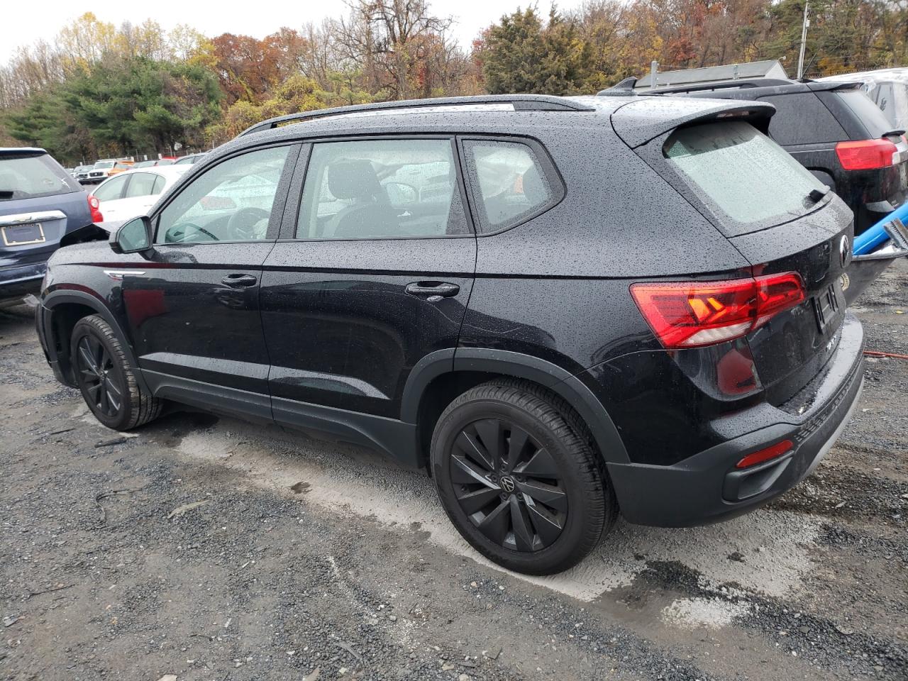 Obraz 2 z Volkswagen Taos S 2022 z VIN 3VVMX7B24NM014106