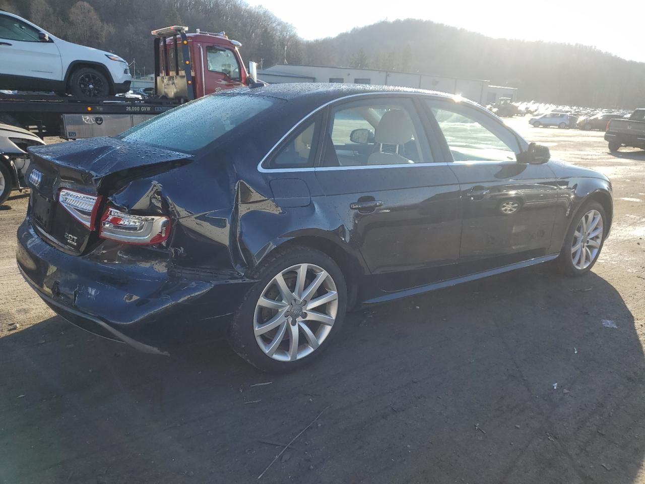 Obraz 3 z 2014 AUDI A4 PREMIUM 2014 z VIN WAUBFAFLXEN002537