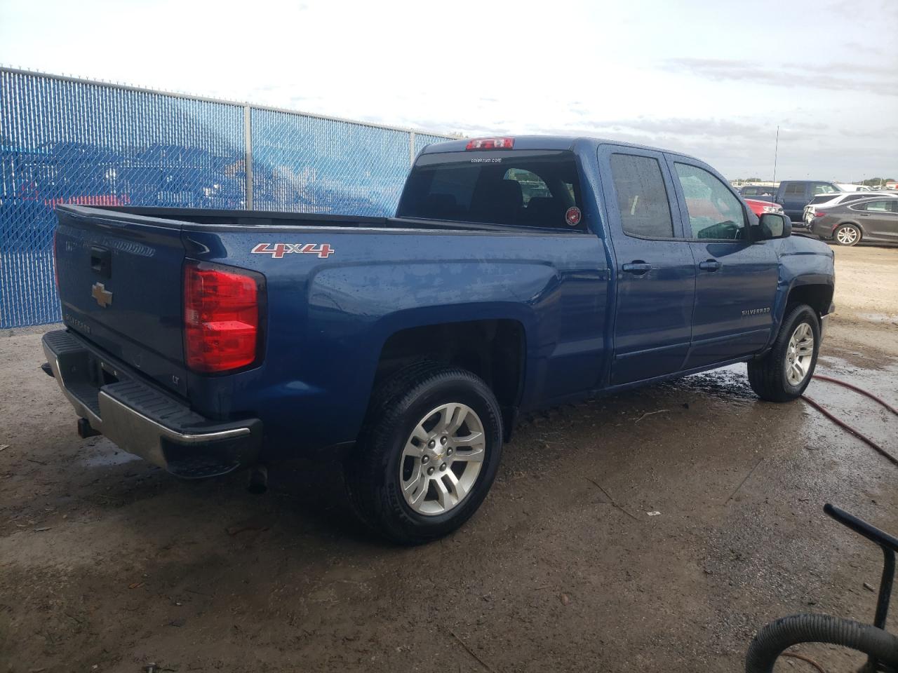 Изображение 3 2015 CHEVROLET SILVERADO K1500 LT 2015 с VIN 1GCVKREC2FZ447490