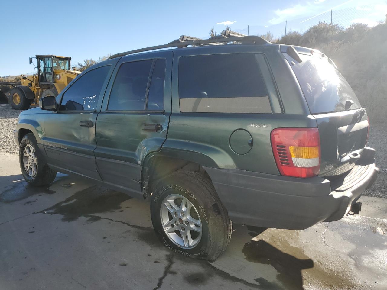 Image 2 of 2000 JEEP GRAND CHEROKEE LAREDO 2000 with VIN 1J4GW48N5YC282810
