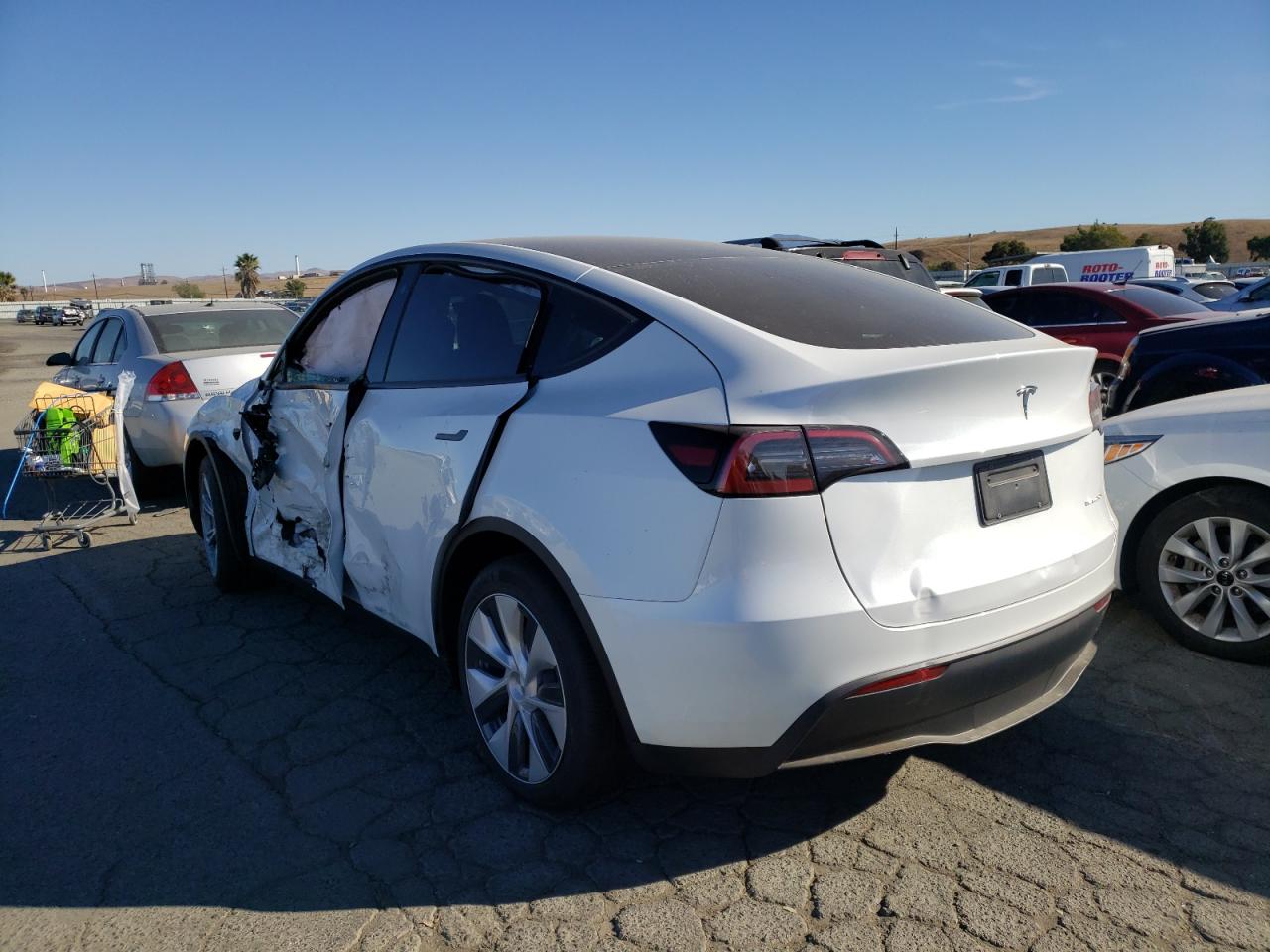 Image 2 of 2023 TESLA MODEL Y  2023 with VIN 7SAYGDEE6PF744503